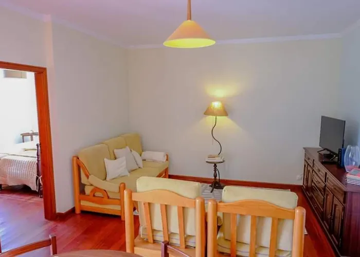 Granny's House View 別荘 フンシャル