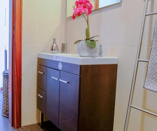 Granny's House View בית נופש *